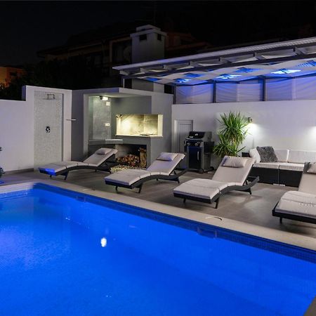 Villa Palladium Makarska Esterno foto