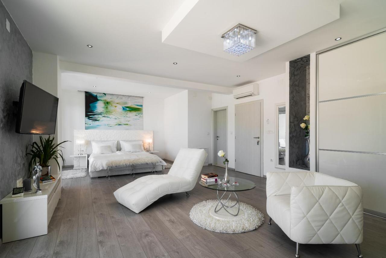Villa Palladium Makarska Esterno foto