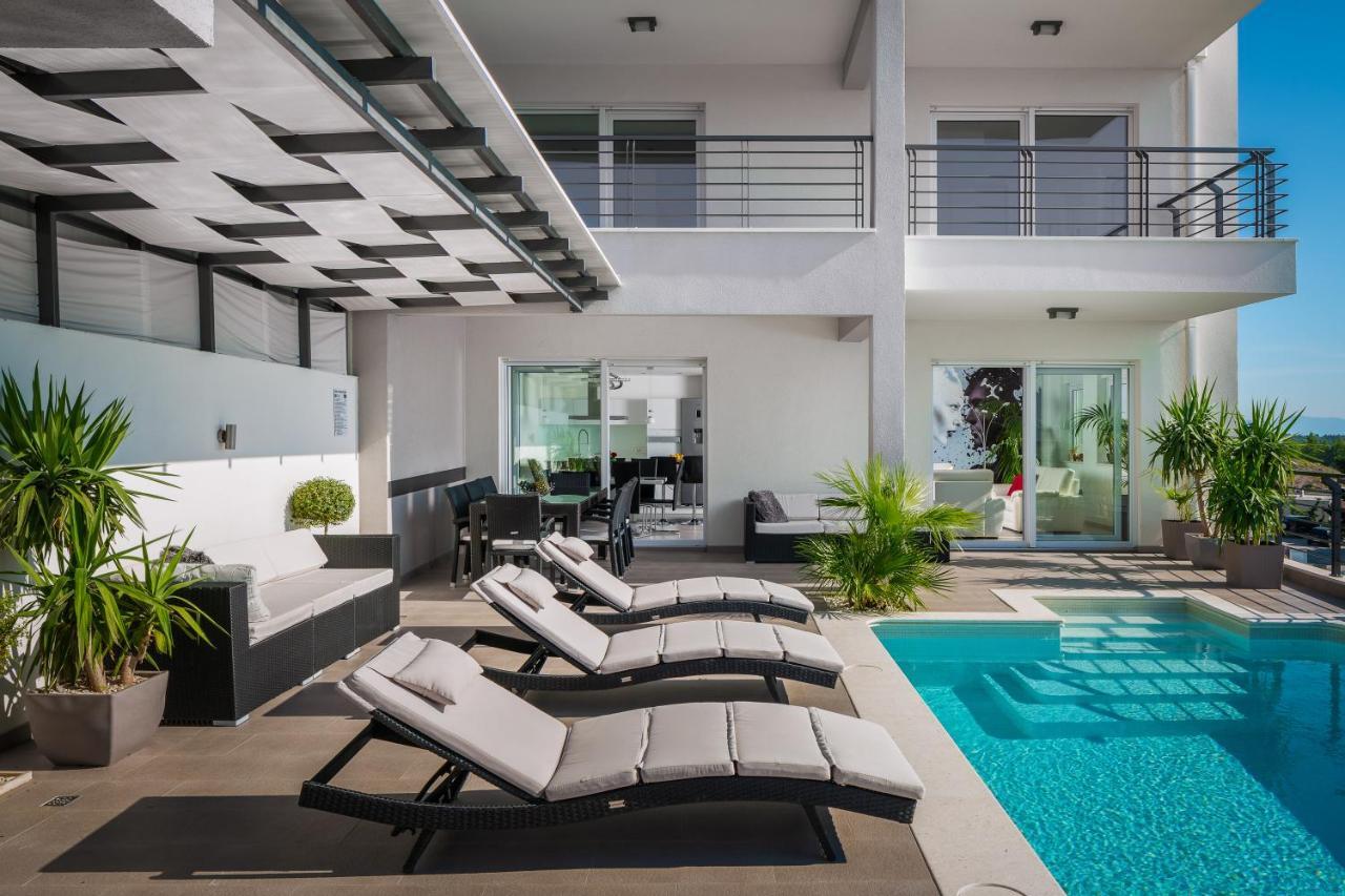 Villa Palladium Makarska Esterno foto